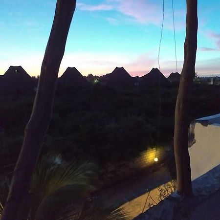 Twiga House Resort Piscina ☆☆☆☆☆ Pearl Beach Watamu Extérieur photo