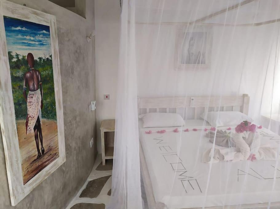 Twiga House Resort Piscina ☆☆☆☆☆ Pearl Beach Watamu Extérieur photo